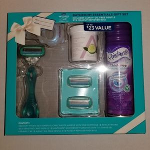 Schick Hydro Silk Bathroom Essentials Gift Set 6pc